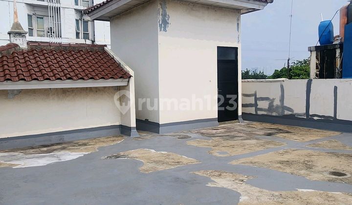 For Rent 2 Connected Shophouse Units at Lodan Center Complex