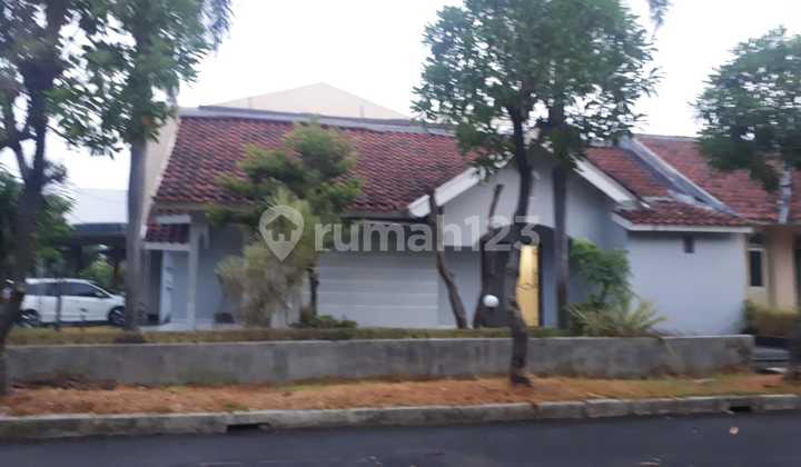Di Jual Rumah Keren di Medeow Green Bekasi Jawa Barat 2