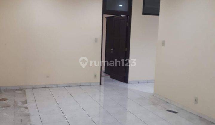 Di Jual Rumah Keren di Medeow Green Bekasi Jawa Barat 3