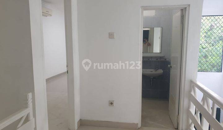 Rumah di Jual Keren di Medeow Green Lippo Cikarang  4