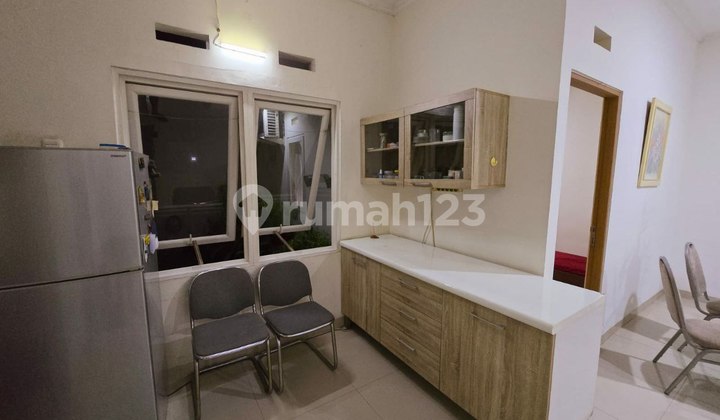 Rumah Modern Minimalis di Komplek Batununggal Indah Dekat Tol 2