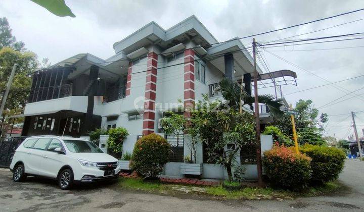 Rumah 2 Lantai Semi Furnish Di Soekarno Hatta  1