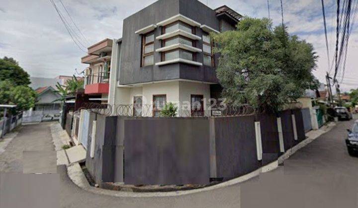 Dijual Rumah 2 Lantai Lokasi Startegis di Cikutra Bandung 1