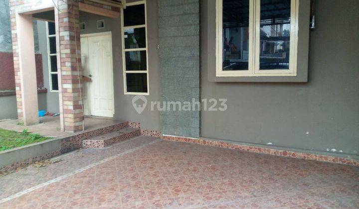 Rumah 2 Lantai Siap Huni Lokasi Strategis di Cikutra Bandung Kota 2