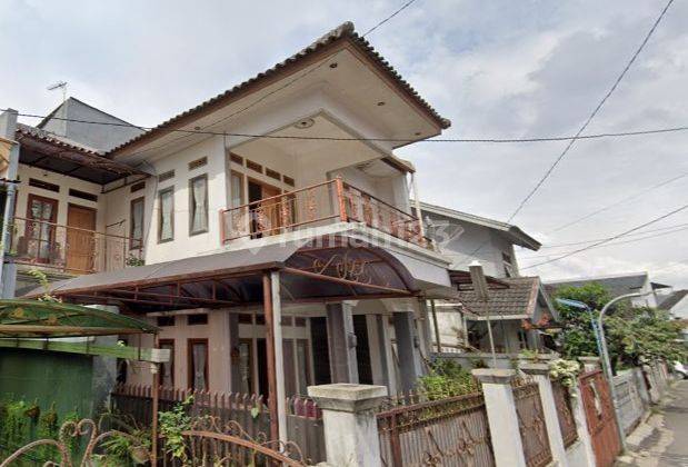 Rumah 2 Lantai Siap Huni di Lokasi Strategis di Regol Bandung 1