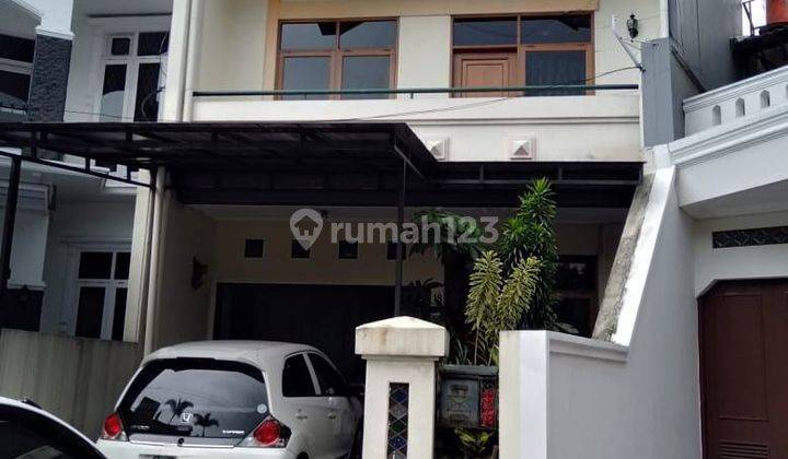 Rumah 2 Lantai di Komplek Suryalaya Buah Batu 2