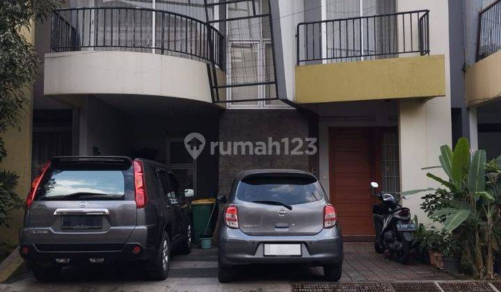 Rumah Bagus Minimalis 2 Lantai SHM Dalam Komplek Di Cigadung 1