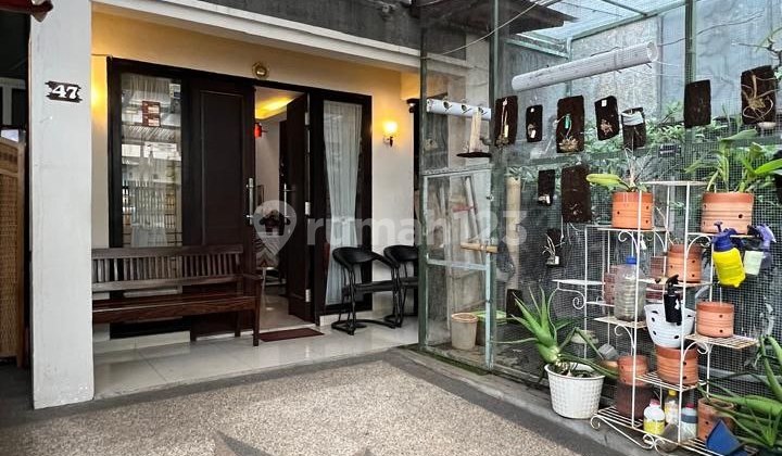 Nice House Strategic Location in Sarijadi Near Pasteur Toll Road 2