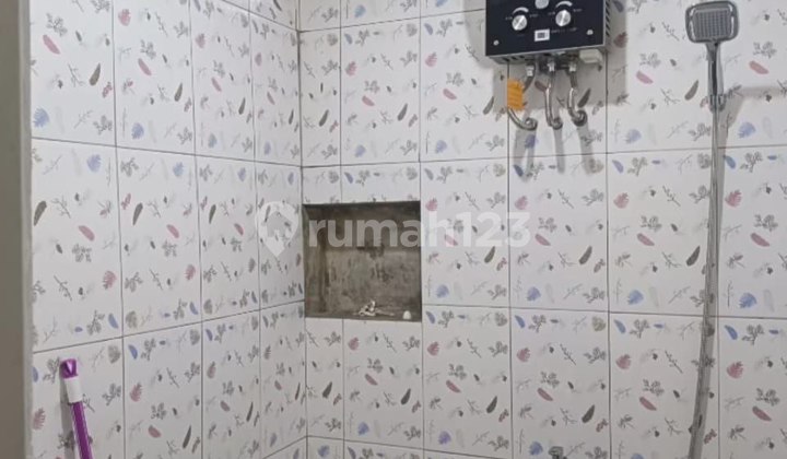 For Sale Fast! Good House Below Market Price in Margahayu Raya 2