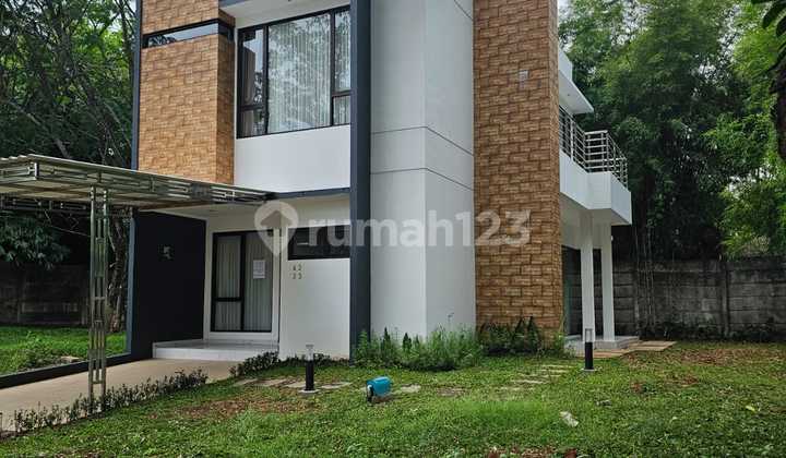 Nice and new house Caspia BSD.