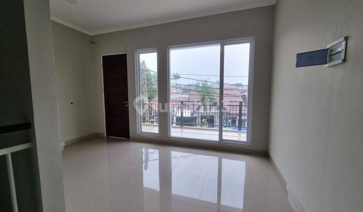 Rumah baru 2 lantai Kencana Loka BSD 2