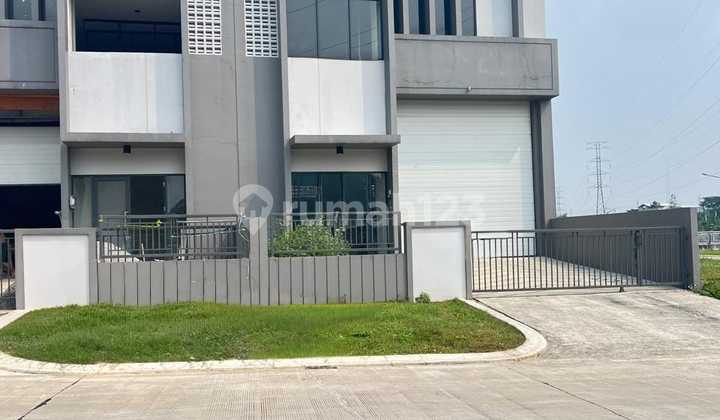 Gudang Taman Tekno Lebar 9M