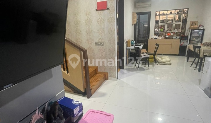 Rumah Renovasi 2 Lantai di Bsd 2