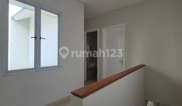 Rumah 2 Lantai Minimalis Dengan 3 Kamar Tidur Rumah 2 Lantai Minimalis Dengan 3 Kamar Tidur