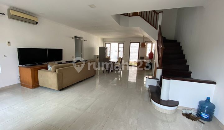 Rumah Standart Rapi Dekat Sekolah 2