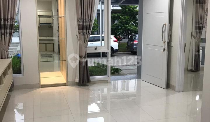 Rumah Sewa 2 Lantai, 3 Kamar Di Bsd 1
