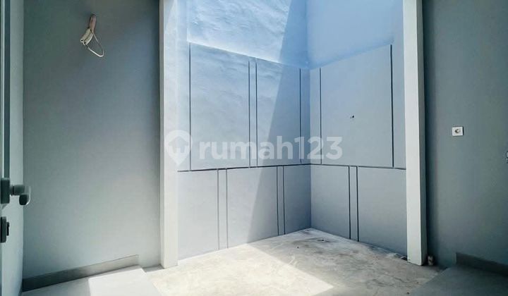 Two-Story House Neatly Renovated