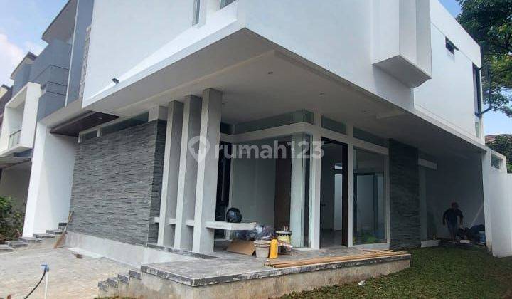 Rumah 2 Lantai Bangunan Mandiri Hoek 1