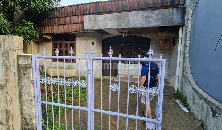 Dijual Rumah Tua Hitung Tanah, Taman Kota 1