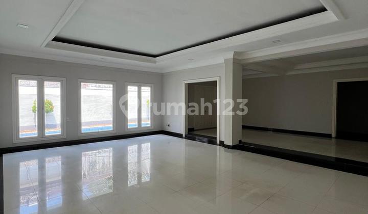For Sale Nice House in Kemang on a Wide Street Complete with Swimming Pool