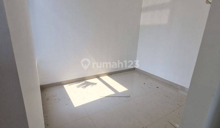 Rumah 2 Lantai Murah  Dp0% Dekat tol BSD dan stasiun serpong 8