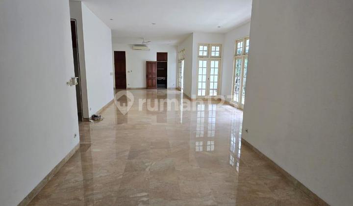 For Sale: Serene House in Melawai Area, South Jakarta For Sale: Serene House in Melawai Area, South Jakarta