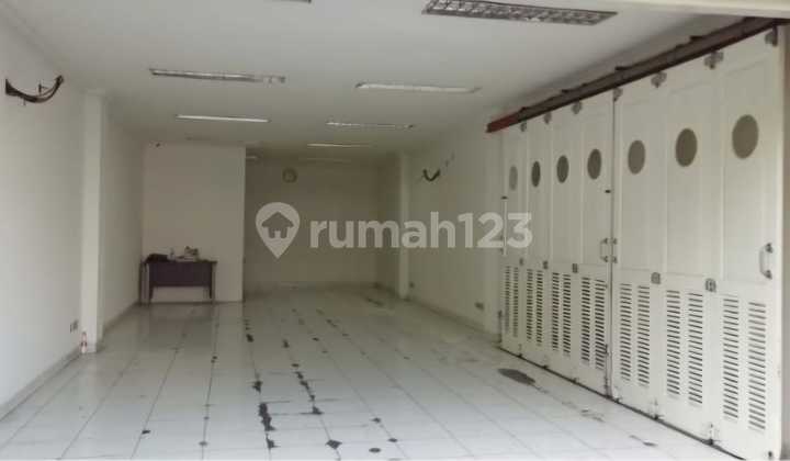 Dijual Ruko Gandeng Di Daerah Bangka, Jakarta Selatan Dijual Ruko Gandeng Di Daerah Bangka, Jakarta Selatan