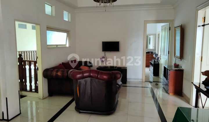 Jual Rumah Second 2 Lantai di Daerah Tebet, Jakarta Selatan