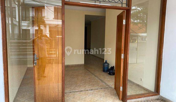 Dijual Rumah Di Daerah Tenang Dan Nyaman Kebayoran Baru 1