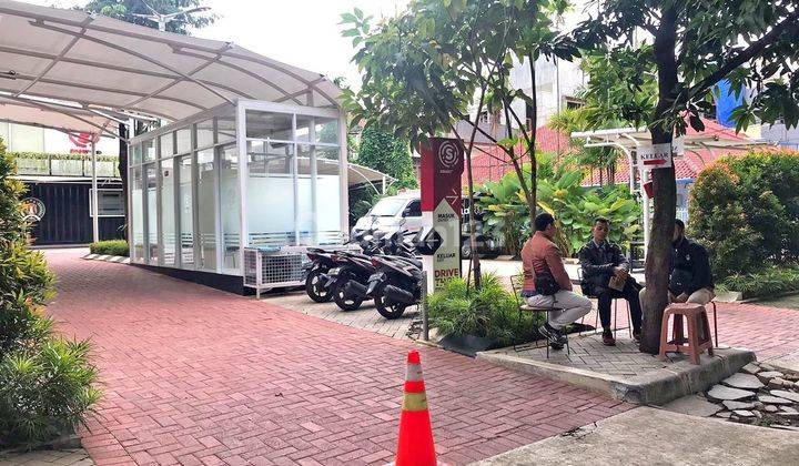 Dijual Rumah Ex Laboratorium di Kebayoran Baru Jakarta Selatan 2