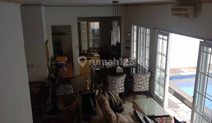 Dijual Sebuah Rumah Bertingkat Di Daerah Tebet, Jakarta Selatan 2