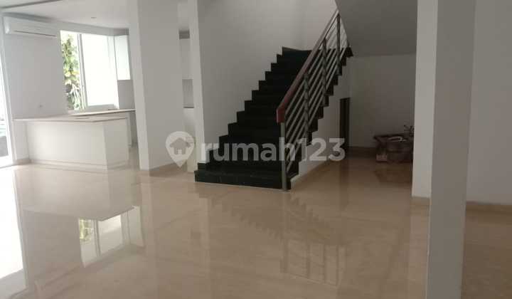 Disewa Rumah Dekat Komplek Mentri Di Kuningan, Jakarta Selatan 2