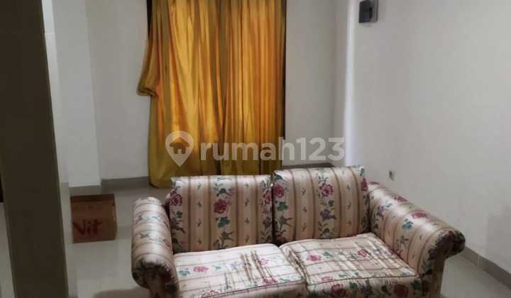 Dijual Rumah di Daerah Pondok Indah, Jakarta Selatan Dijual Rumah di Daerah Pondok Indah, Jakarta Selatan