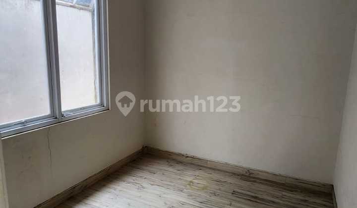 Dijual Segera Rumah di Regency Melati Mas 2, Serpong, Tangerang Selatan 12
