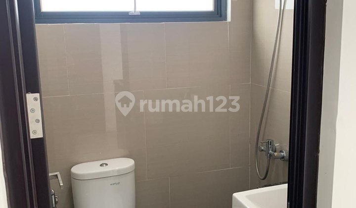 For Sale: Golden City Cluster Diamond House, Ready to Occupy, Flood-Free, Close to Solaria and KFC