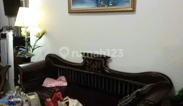 Sell Luxury 1.5-Story House in Mutiara Sukmajaya Housing, Depok 2