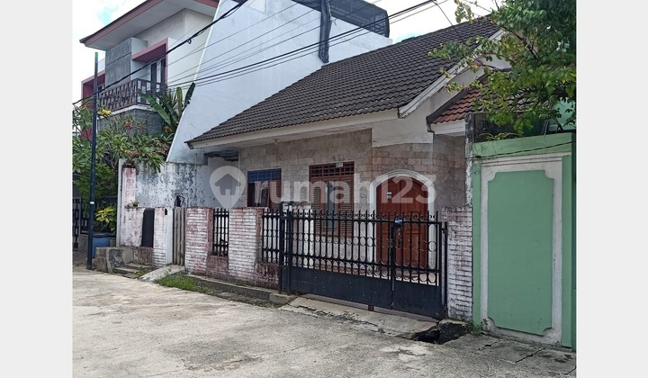 FOR SALE NICE 2-STORY HOUSE LOCATED NEAR LRT JATIBENING BEKASI