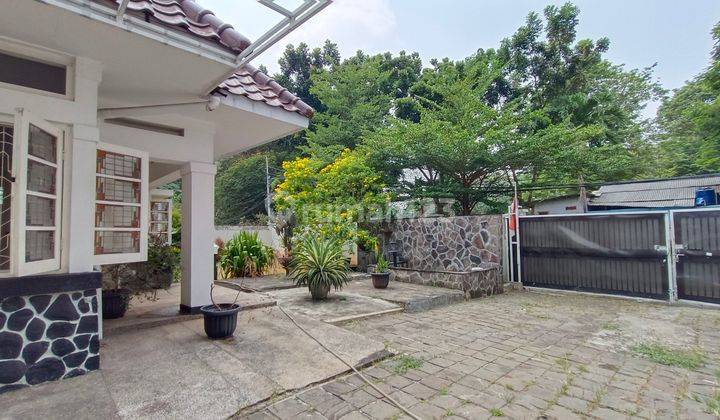 Rumah Menteng Gaya Eropa  2