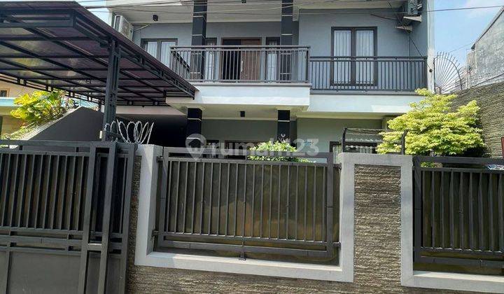 Dijual Cepat Rumah Billymoon 2 Lt Furnished Jakarta Timur 1