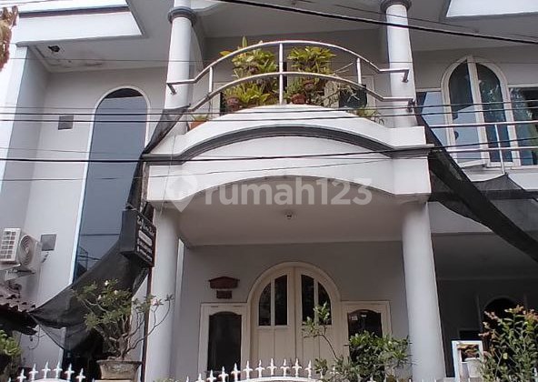 Rimah 2 Lantai Perumaham Tytyan Dekat Summarecon Bekask Rimah 2 Lantai Perumaham Tytyan Dekat Summarecon Bekask