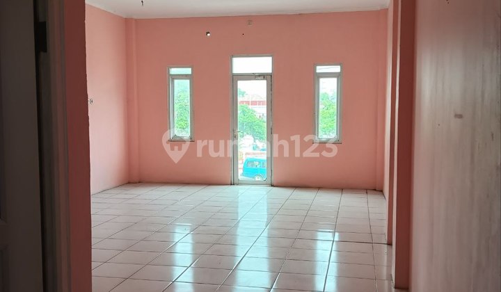 For Rent: Margonda Raya Shop House Near Shopping Center 2