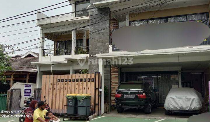 Rumah Konsep Modern Dengan Usaha Salon Full Furnished di Perumahan Bukit Nusa Indah Ciputat Tangerang Selatan  1