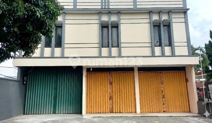 Disewakan Ruko Stategis 2 LT Siap Huni di Bintara Bekasi
