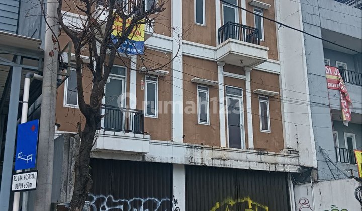 For Rent: Margonda Raya Shop House Near Shopping Center For Rent: Margonda Raya Shop House Near Shopping Center