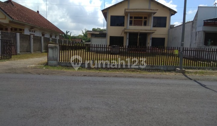 Jual Tanah Bonus Bangunan Dan Kebun Buah Aktif di Banyuwangi 1