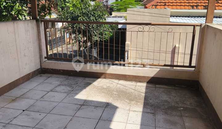 For Sale, House with Land Included in Arcamanik Endah Complex