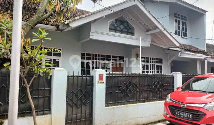 di jual murah rumah dalam komplek margahayu raya 