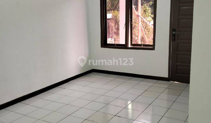 di Jual Rumah Bagus Siap Huni Da am Komplek di Sariwangi Lt 194 2