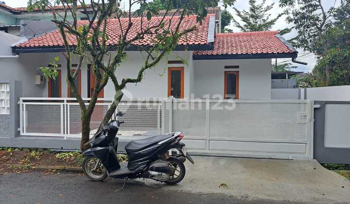 For Sale Renovated House in Arcamanik Endah Dejt Griya Complex For Sale Renovated House in Arcamanik Endah Dejt Griya Complex