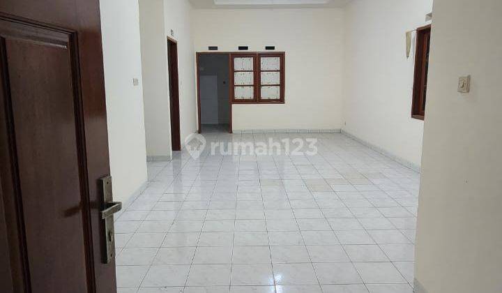 Di Sewakan Rumah Bagus Siap Huni Dalam Komplek Di Kotamas Cimahi  2